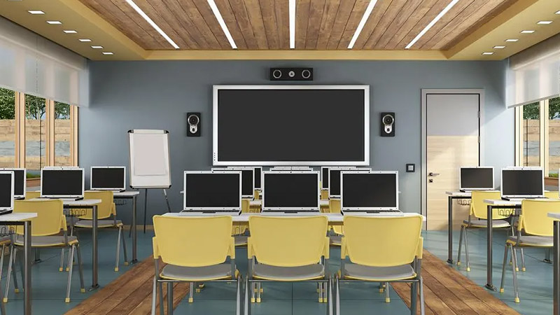 LBT tells you what are the differences and connections between multimedia classrooms and smart classrooms?